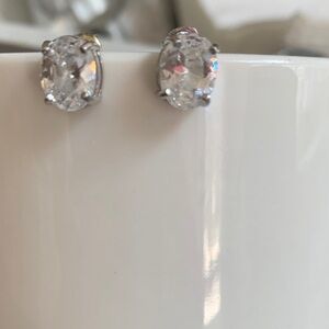 Oval diamond stud earrings